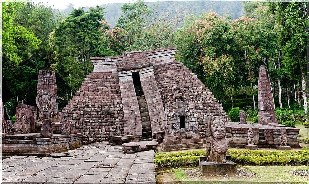 Candi Sukuh Pyramids