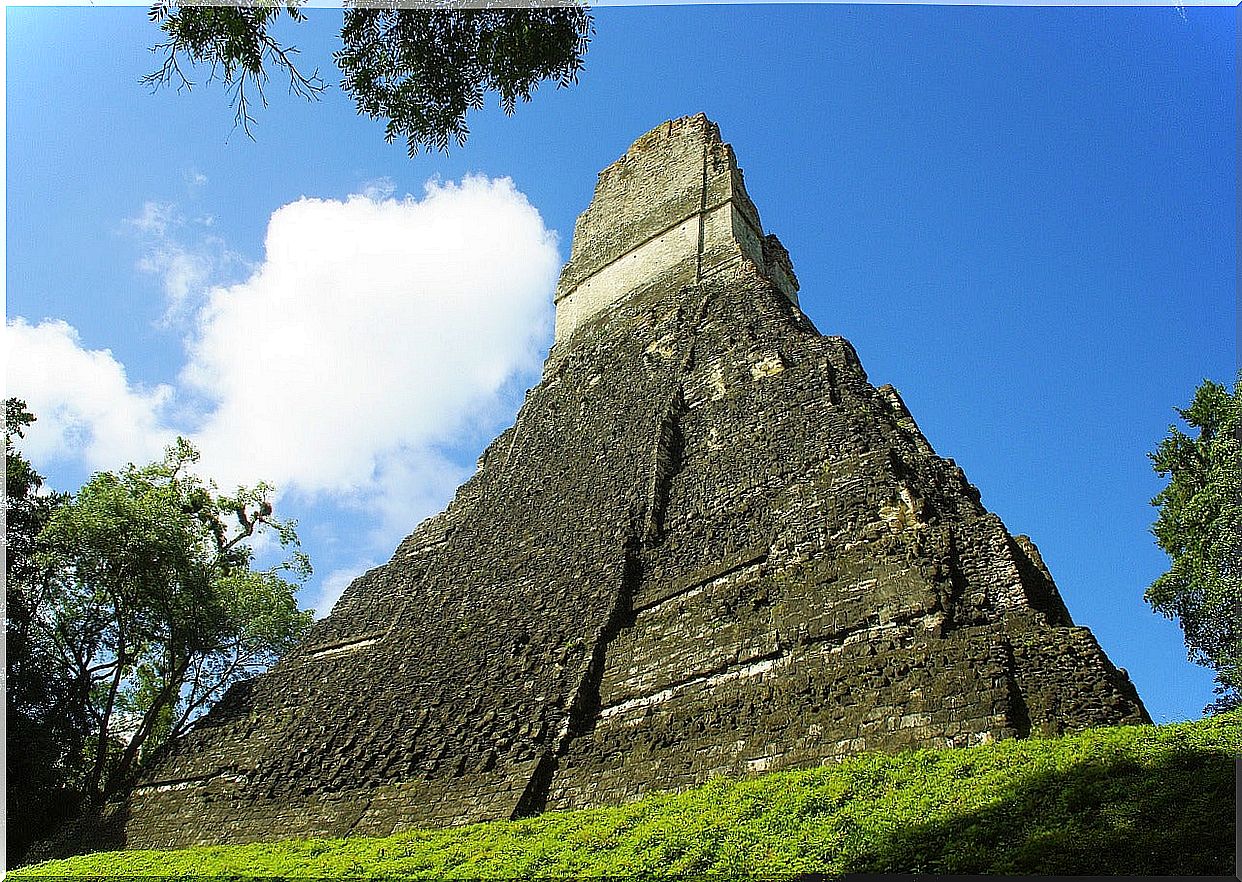 Tikal pyramid