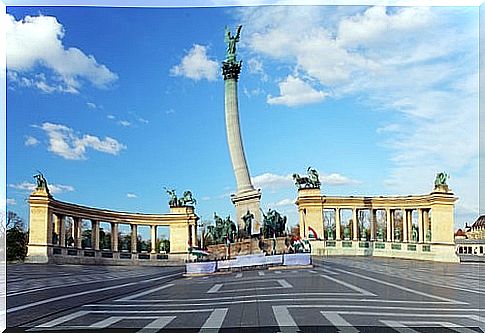 Budapest Heroes Square