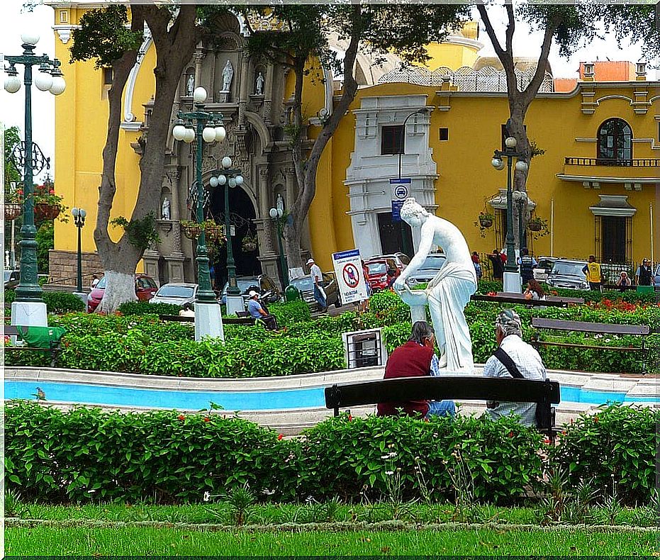 Barranco Municipal Square