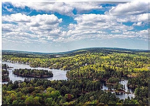 Thousand Islands in Canada, idyllic and surprising