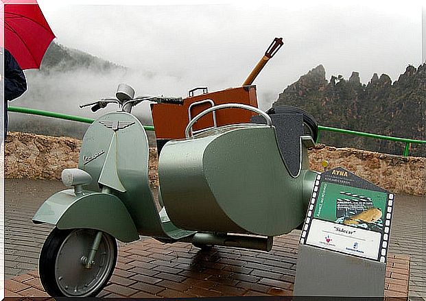 Sidecar in Ayna