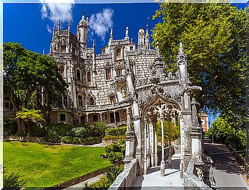 A unique palace: the Quinta da Regaleira in Sintra