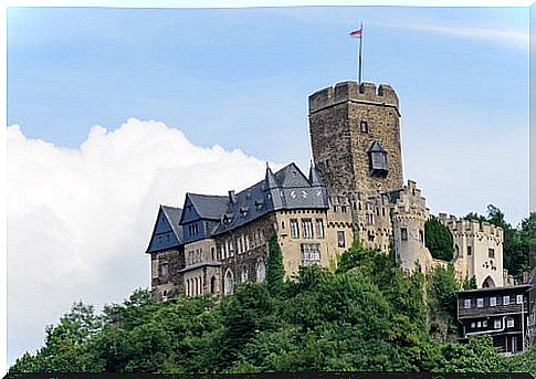 Rhine castles, Lahneck