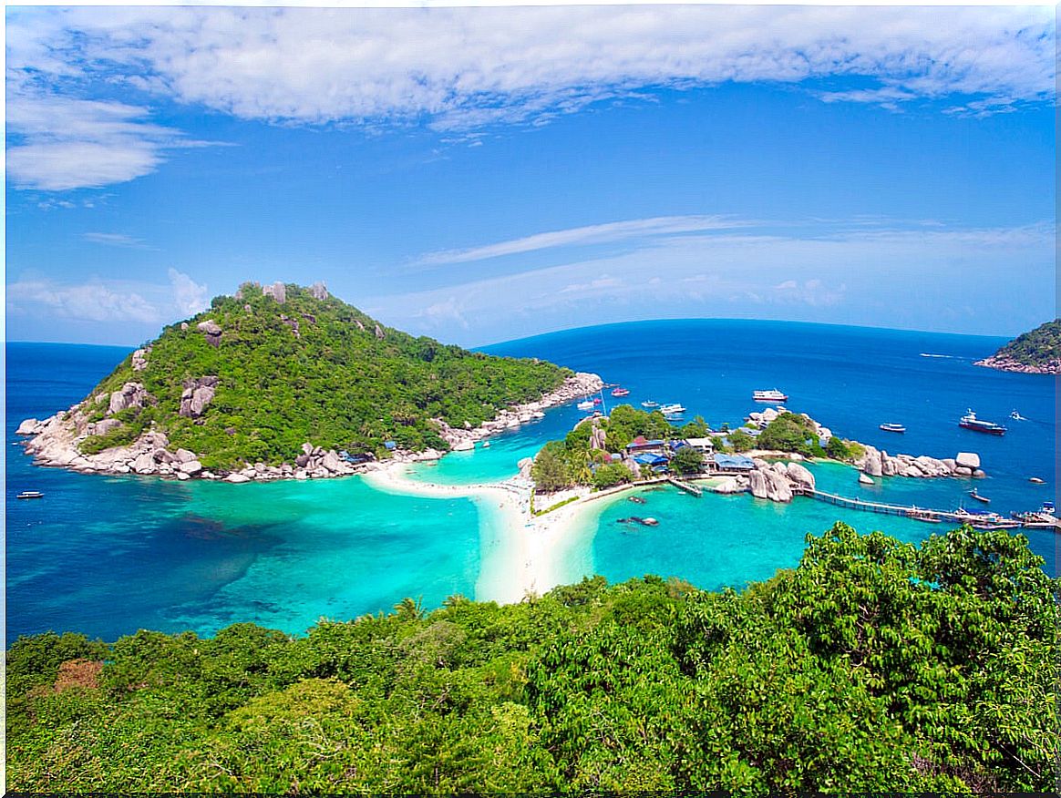 Overhead view of Nangyuan Island, in Koh Tao.