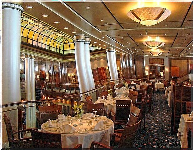 Interior of the Queen Mary 2