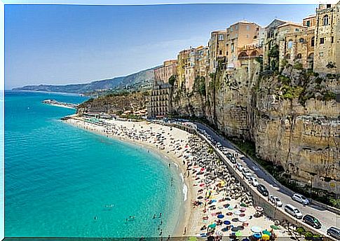 Tropea, the town that faces the Tyrrhenian Sea