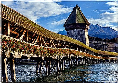 Lucerne Chapel Bridge