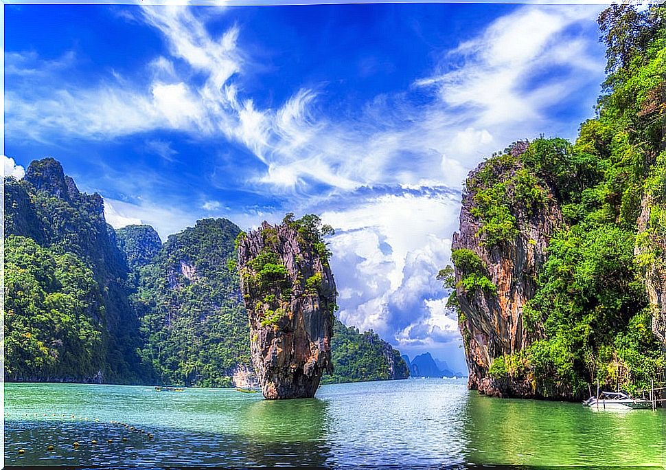 Do you know what is the best time to travel to Southeast Asia?