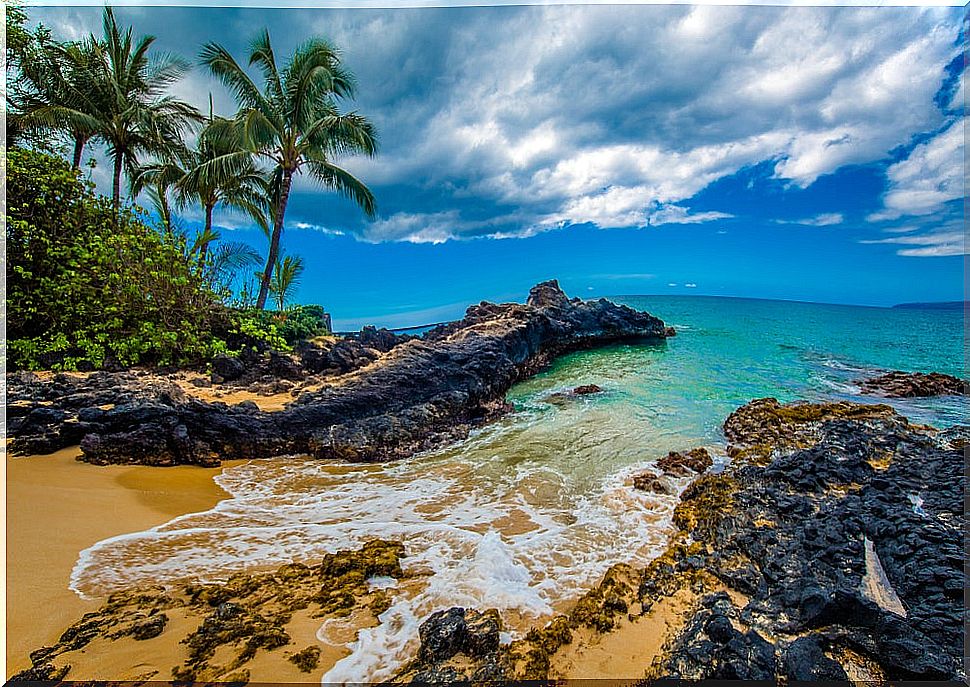 Maui in Hawaii, one of the amazing places to get married