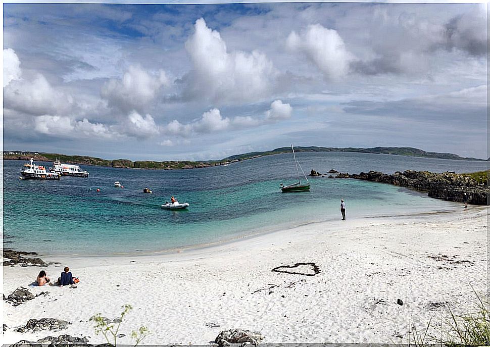 Postcard from Martyr's Bay on the Isle of Iona.