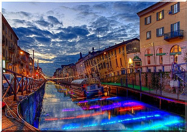 The Navigli at night 