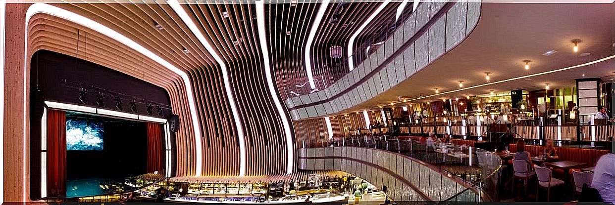 Panoramic of Platea Madrid