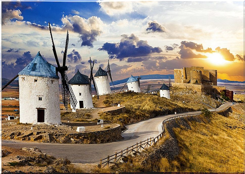 Route through the windmills of La Mancha