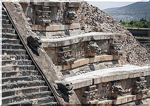 Quetzalcóatl temple in Teotihuacan