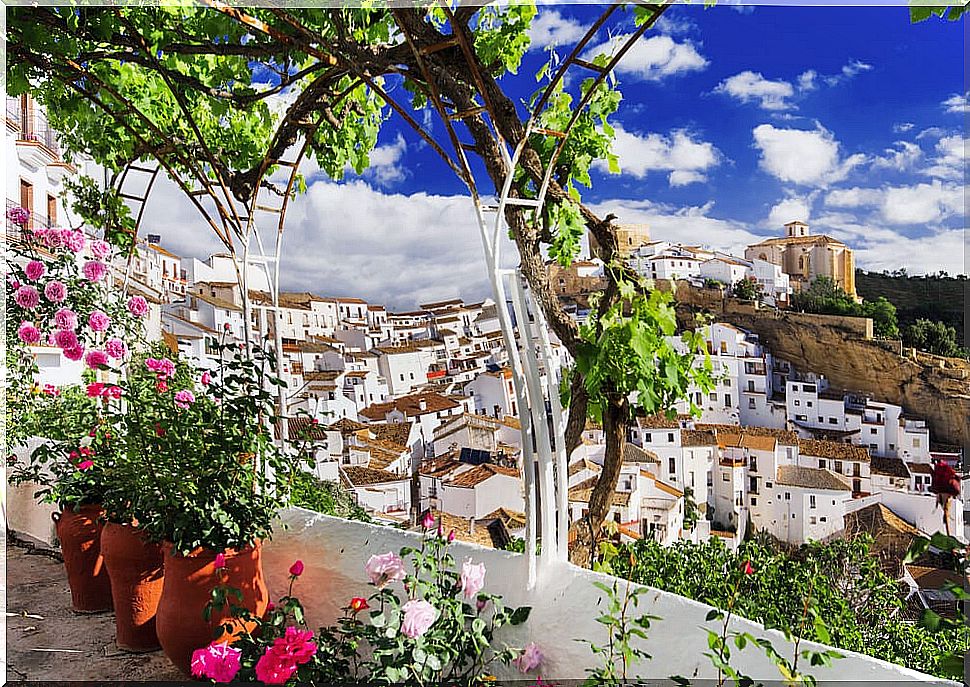 Setenil de las Bodegas one of the magical towns of Spain