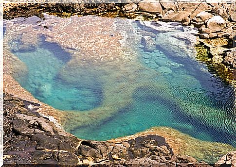 Los charcones, one of the natural pools of Spain