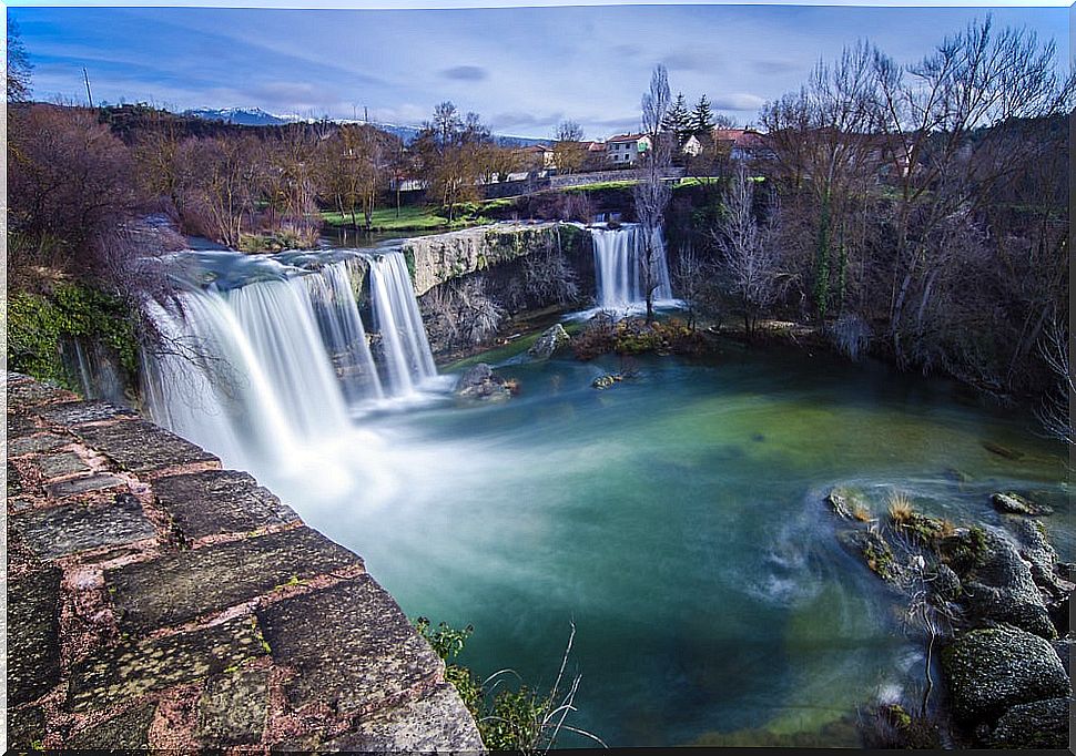 Tobalina waterfall