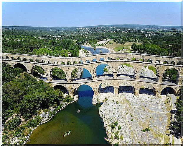 Aerial view of the Gard bridge