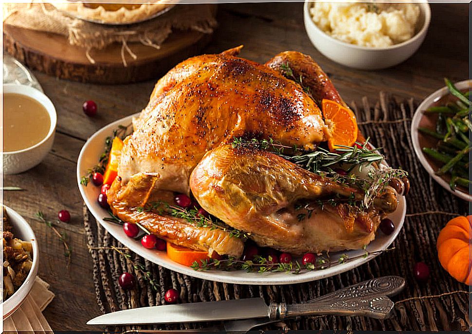 Stuffed turkey typical of the gastronomy of the United States 