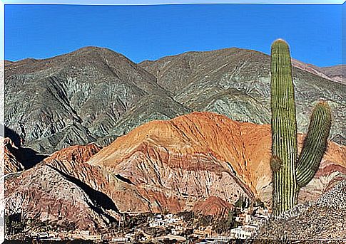 Cerro de los Siete Colores