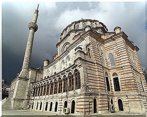 Tulip Mosque in Istanbul