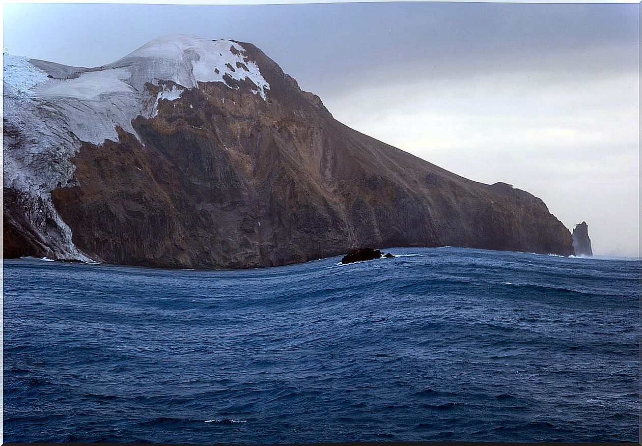 This island is characterized by its inhospitable climate.