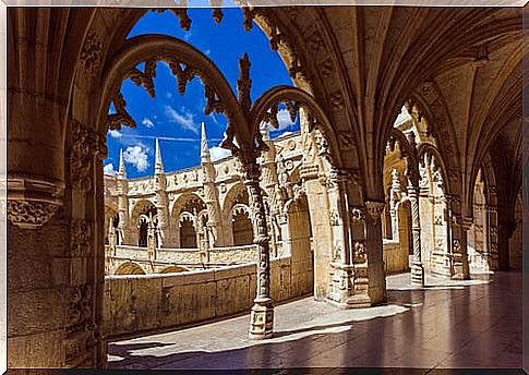 Cloister of the Jerónimos Monastery