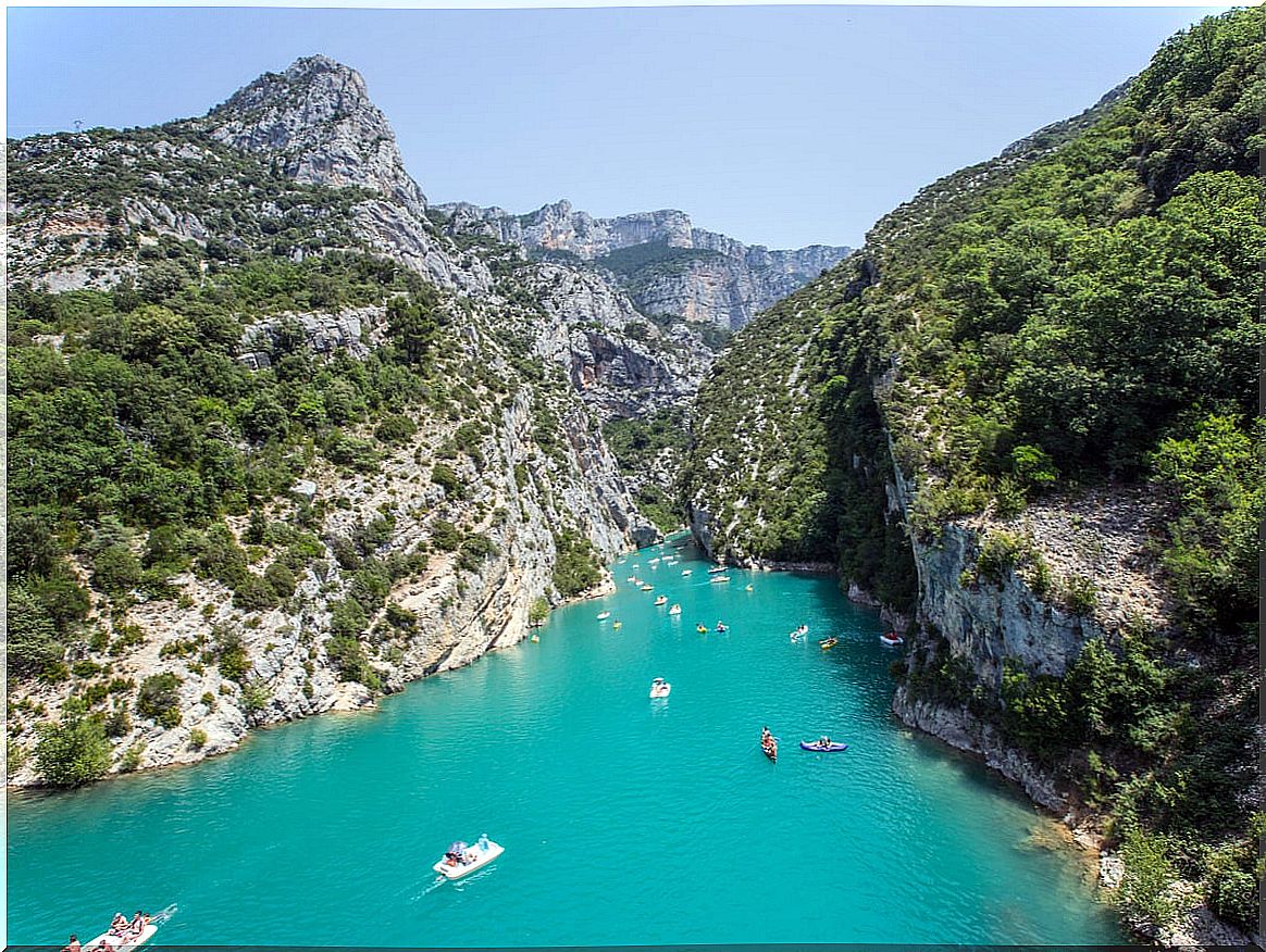 Lake Saint Croix, belonging to the Verdon gorges.