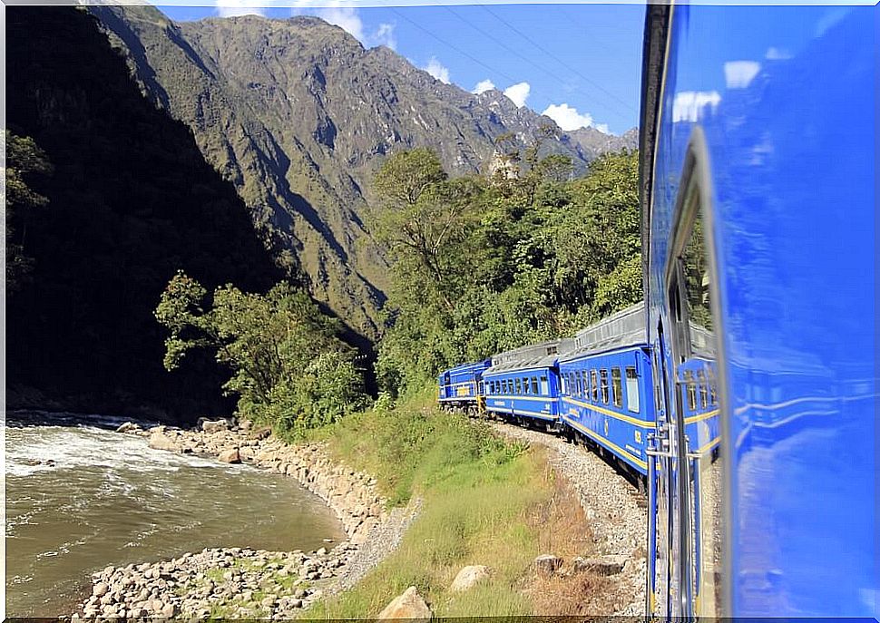 Train from Cuzco to Machu Picchu