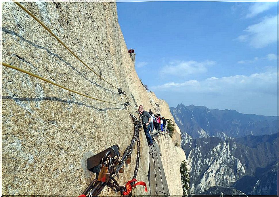 Wooden trail on Mount Huashan