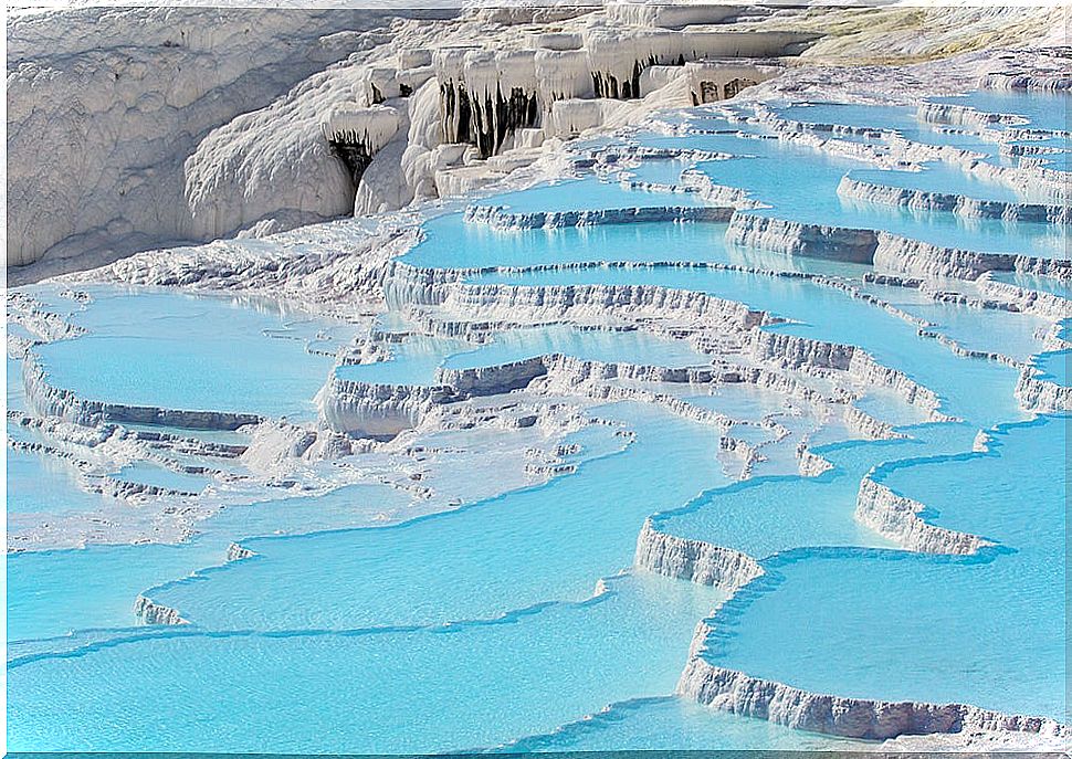 Pamukkale White Waterfall