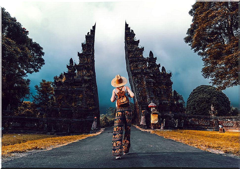 Traveler in Indonesia