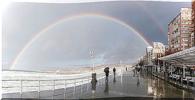 Wonderful sea walks in Spain